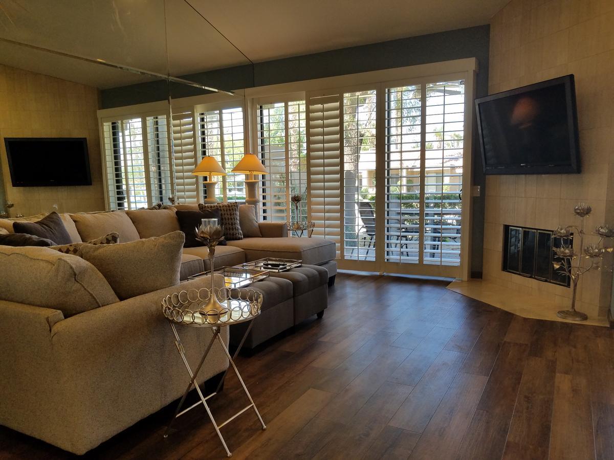 Begonia Palm Desert Exterior photo